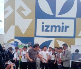 Liseli öğrencilerin, güneş enerjisiyle ürettikleri minyatür araçlar