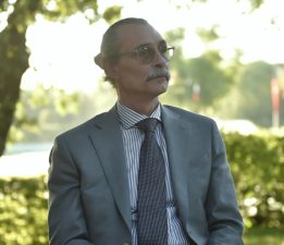 Erdal Beşikçioğlu: Önce benim yurttaşım , önce benim vatandaşım