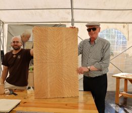 Başkan Kurt festival alanına giderek sanatçıları yalnız bırakmadı