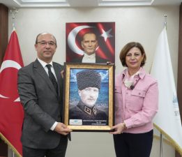 BAŞKAN ÜNLÜCE’DEN SEYİTGAZİ VE KIRKA’YA ANLAMLI ZİYARET “DAYANIŞMAYI BÜYÜTMEYE DEVAM EDİYORUZ”