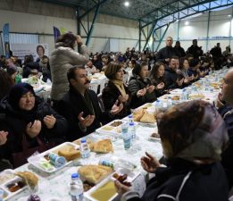 BÜYÜKŞEHİR RAMAZAN BEREKETİNİ PAYLAŞMAYA DEVAM EDİYOR
