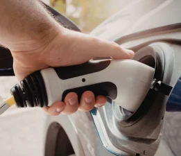 Elektrikli araç altyapısında büyüme sürüyor