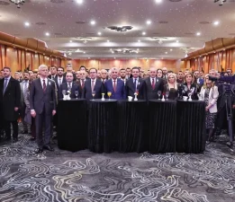 23 Nisan Kosova Türkleri Milli Bayramı Priştine’de Kutlandı