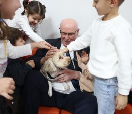 Odunpazarı’nda minik yüreklerden büyük mesaj “Sevgi varsa umut var”