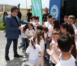 Minik yüzücülerden büyük başarı