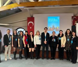 ÖĞRETMENLER OKUL ÖNCESİNİ MASAYA YATIRDI