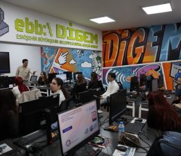 GENÇLER BÜYÜKŞEHİR DİGEM’DE ÜRETİYOR, GELİŞTİRİYOR, GELECEĞE HAZIRLANIYOR