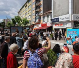 ESKİŞEHİR’DE BAYRAM ÖNCESİ ÇİFTE ŞENLİK