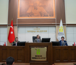 BAŞKAN ATAÇ: “TEPEBAŞI’NIN YARINLARINI GENÇLERLE BİRLİKTE KURACAĞIZ”
